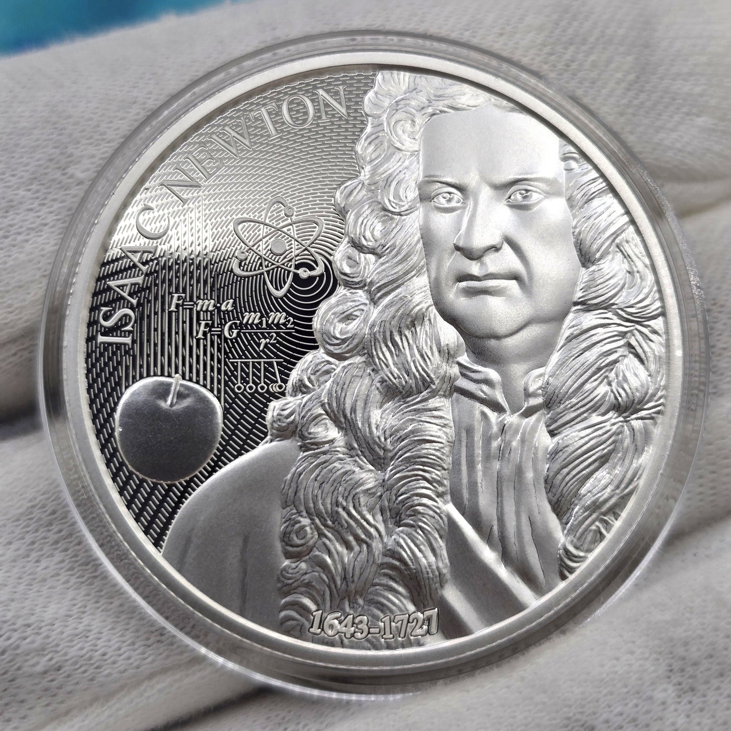 2025 Isaac Newton - Niue Proof